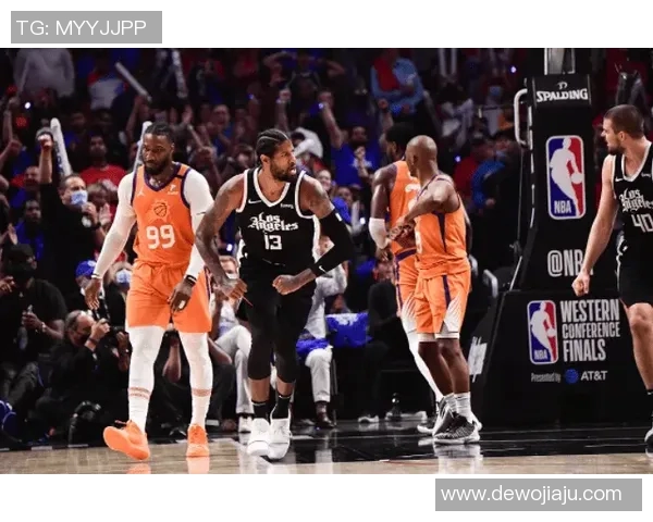 快船全队录制励志视频，齐心呼吁球迷支持